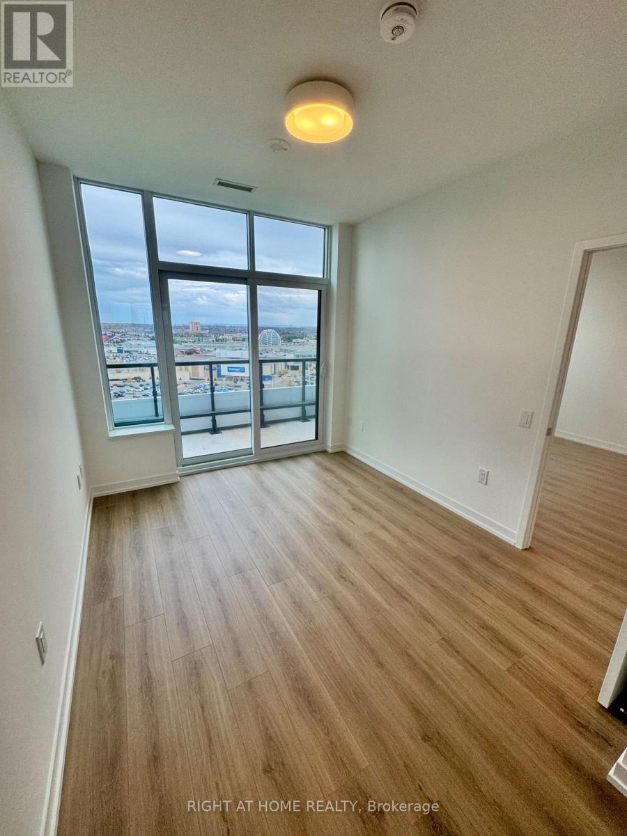 1501 - 2485 Eglinton Avenue W Avenue, Mississauga, Ontario  L5M 2T1 - Photo 4 - W12470689