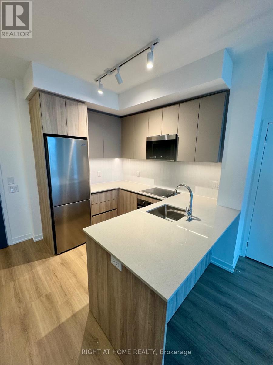 1501 - 2485 Eglinton Avenue W Avenue, Mississauga, Ontario  L5M 2T1 - Photo 5 - W12470689