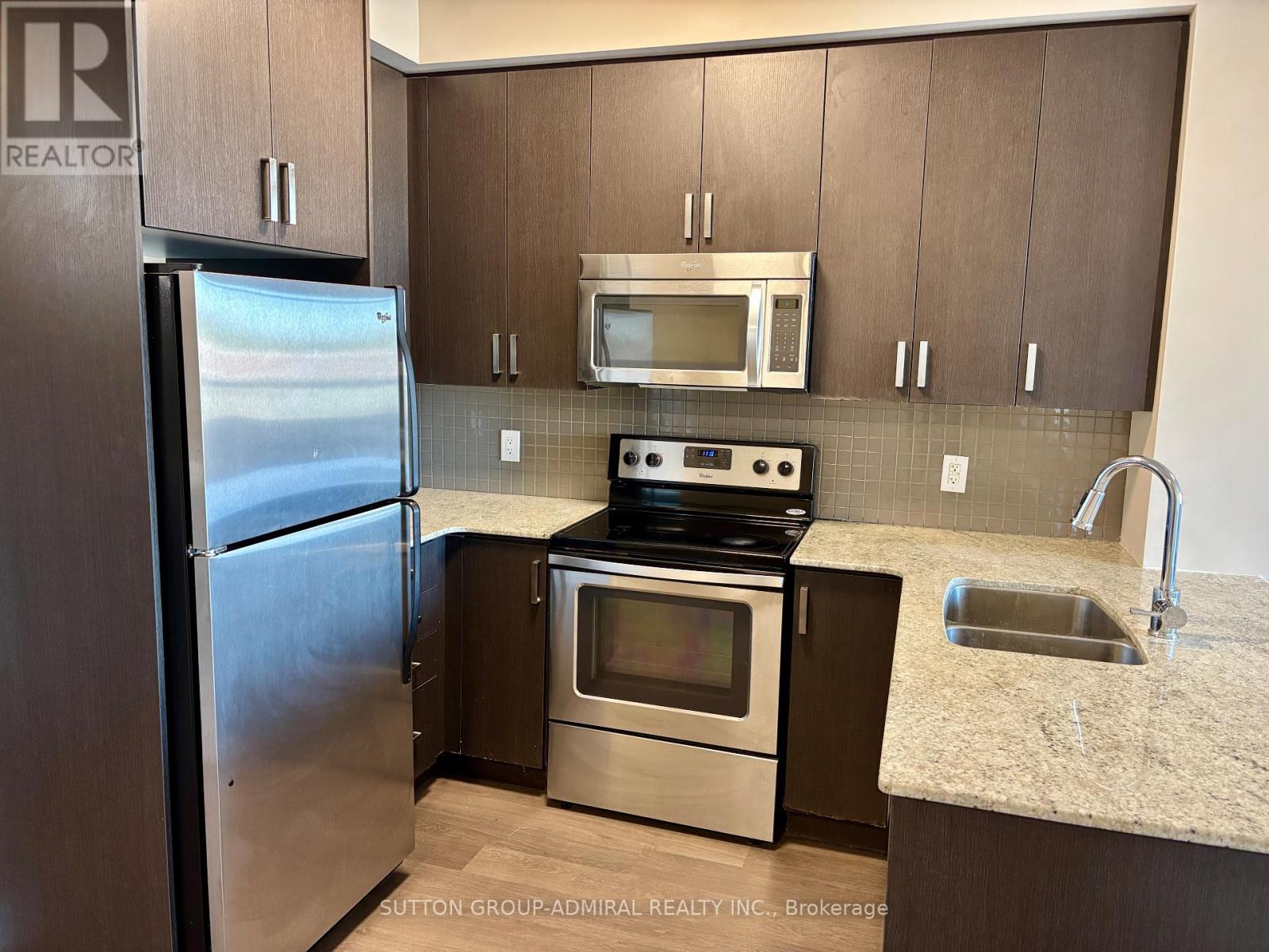604 - 7608 Yonge Street, Vaughan, Ontario  L4J 0J5 - Photo 10 - N12464022
