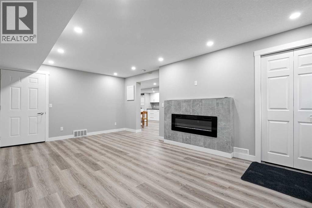 23 Deerbrook Road Se, Calgary, Alberta  T2J 6G5 - Photo 34 - A2245538