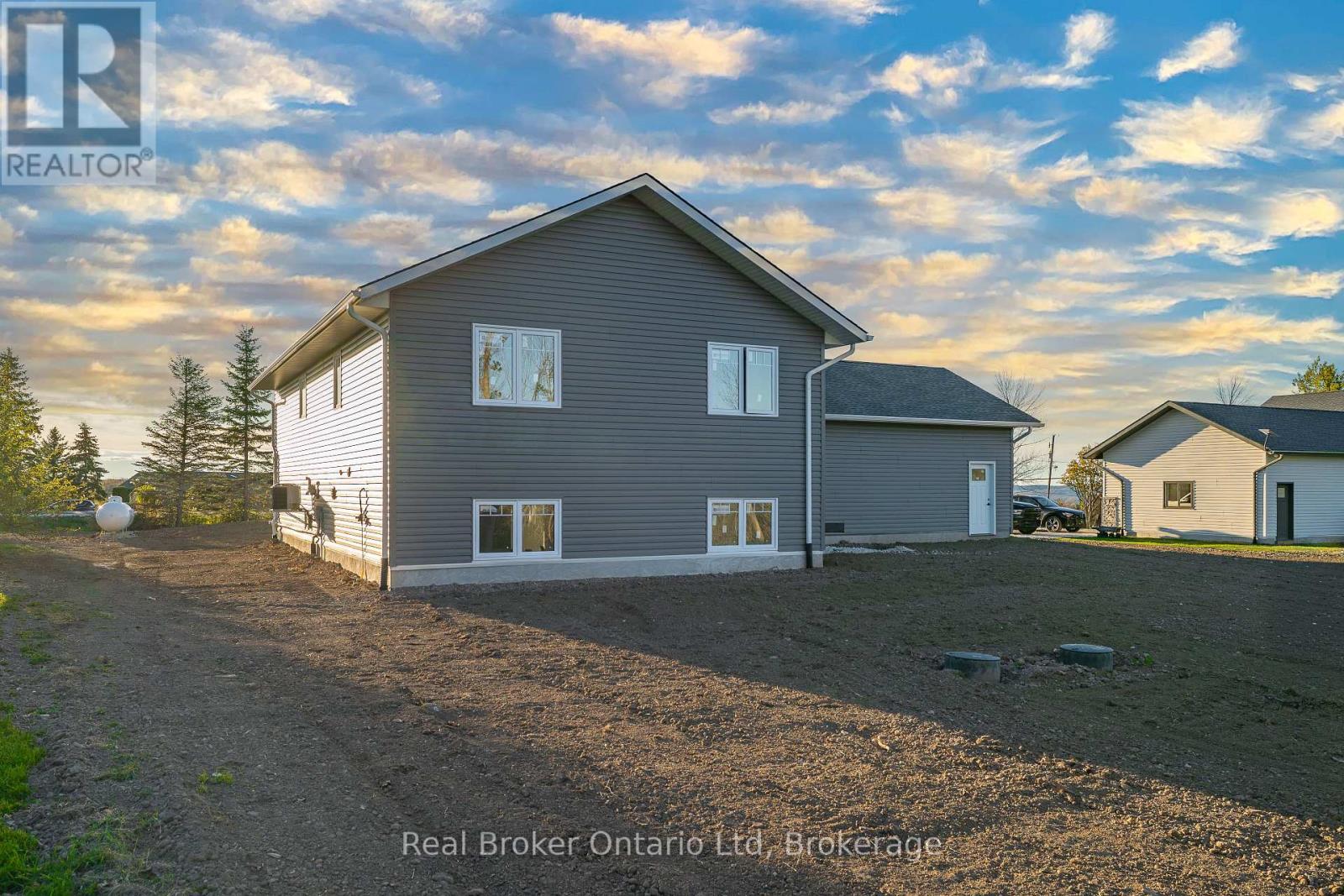 317557 3rd Line, Meaford, Ontario  N4L 1W7 - Photo 19 - X12384492
