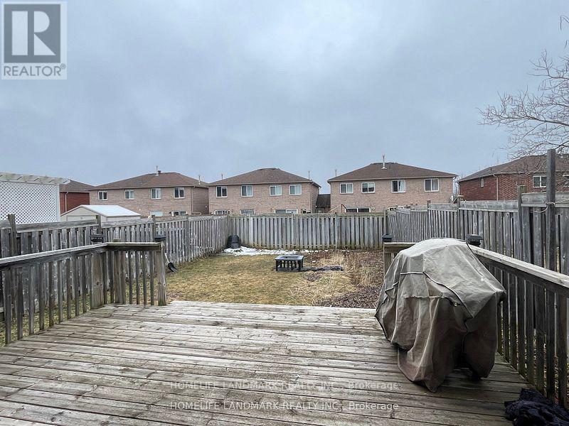 72 Dunsmore Lane, Barrie, Ontario  L4M 7A3 - Photo 15 - S12470783