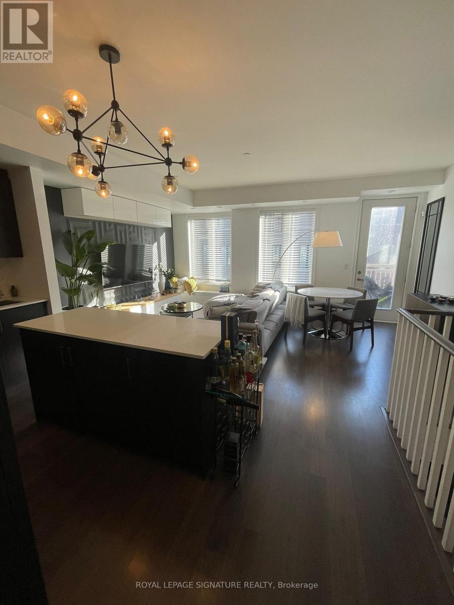 26 - 120 Long Branch Avenue, Toronto, Ontario  M8W 0B1 - Photo 3 - W12470800
