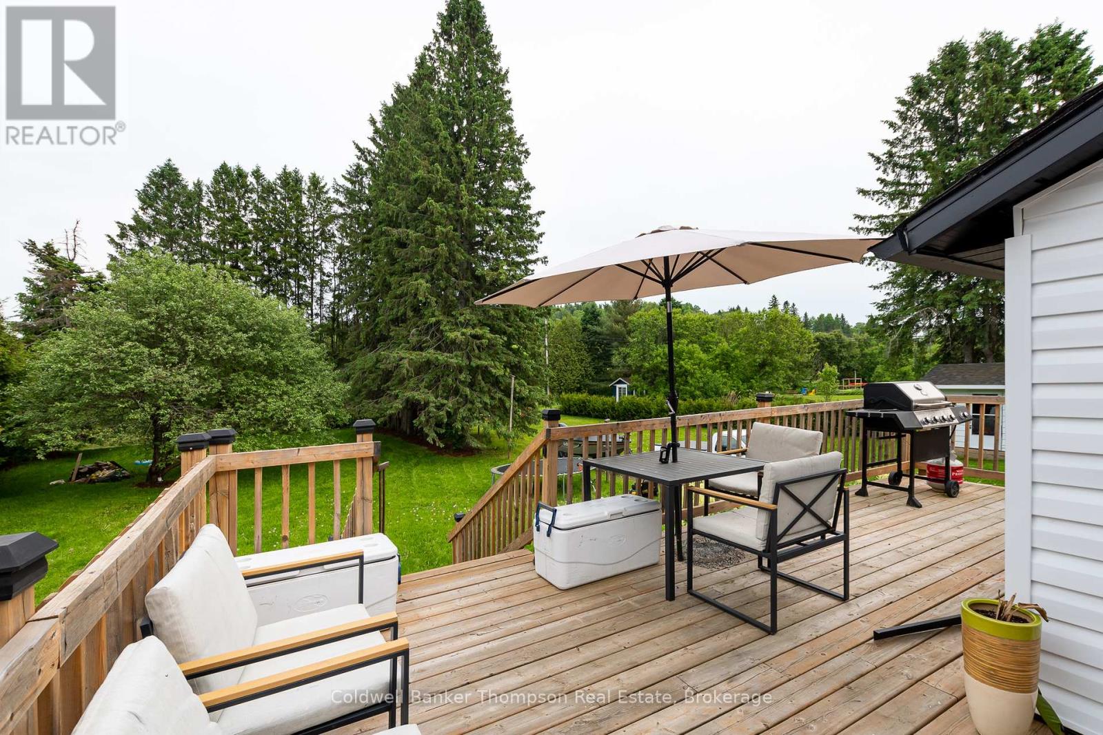 112 Ryerson Crescent, Burk's Falls, Ontario  P0A 1C0 - Photo 4 - X12208281