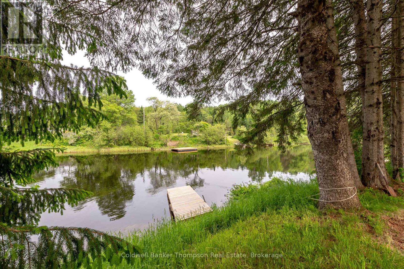 112 Ryerson Crescent, Burk's Falls, Ontario  P0A 1C0 - Photo 2 - X12208281