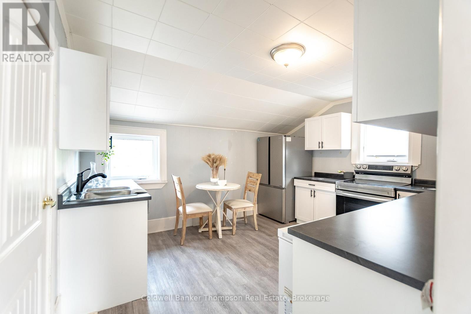 112 Ryerson Crescent, Burk's Falls, Ontario  P0A 1C0 - Photo 9 - X12208281