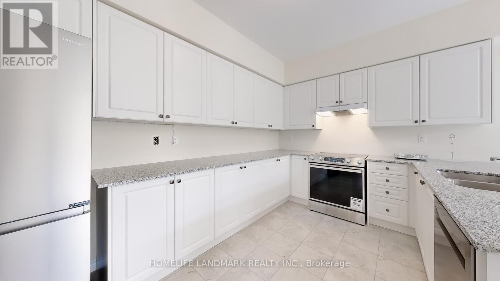 119 Hawkins Street, Georgina, Ontario  L0E 1R0 - Photo 23 - N12470818