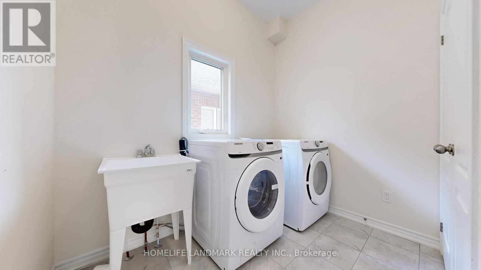 119 Hawkins Street, Georgina, Ontario  L0E 1R0 - Photo 27 - N12470818