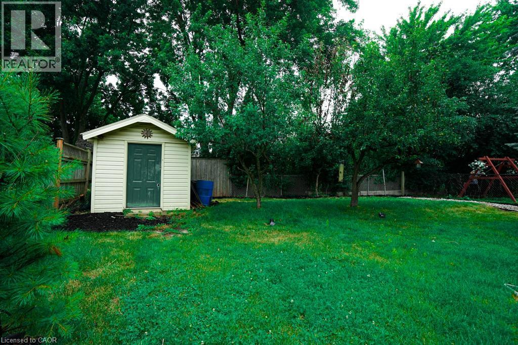 147 Muriel Crescent, London, Ontario  N6E 2K4 - Photo 36 - 40780425
