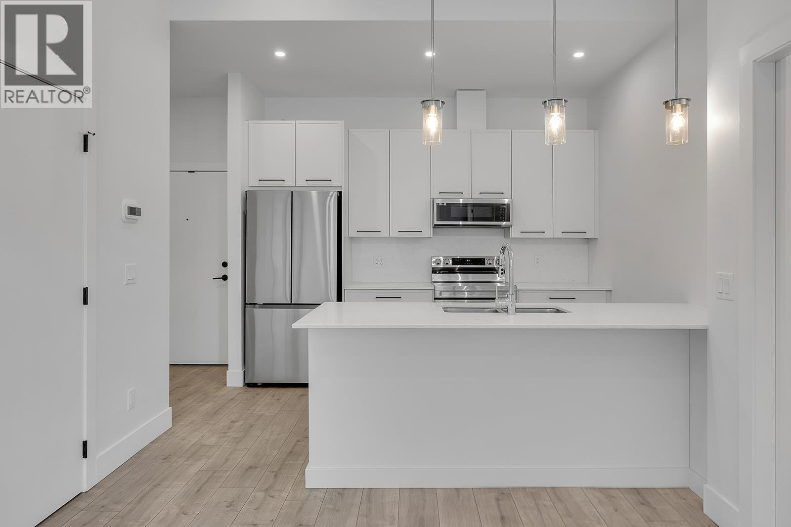 1220 Pacific Avenue Unit# 508, Kelowna, British Columbia  V1Y 5T7 - Photo 3 - 10345214
