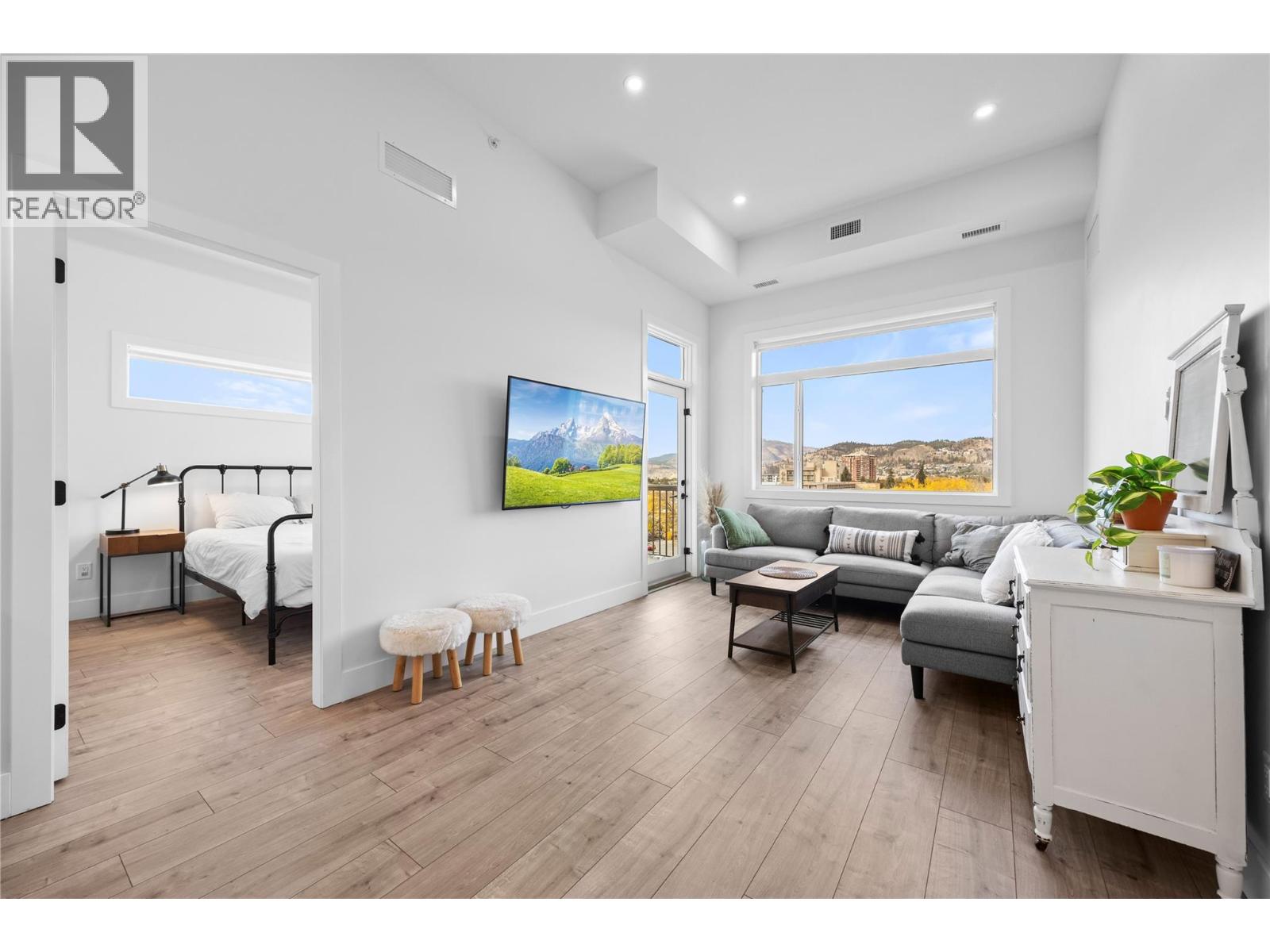 1220 Pacific Avenue Unit# 508, Kelowna, British Columbia  V1Y 5T7 - Photo 1 - 10345214