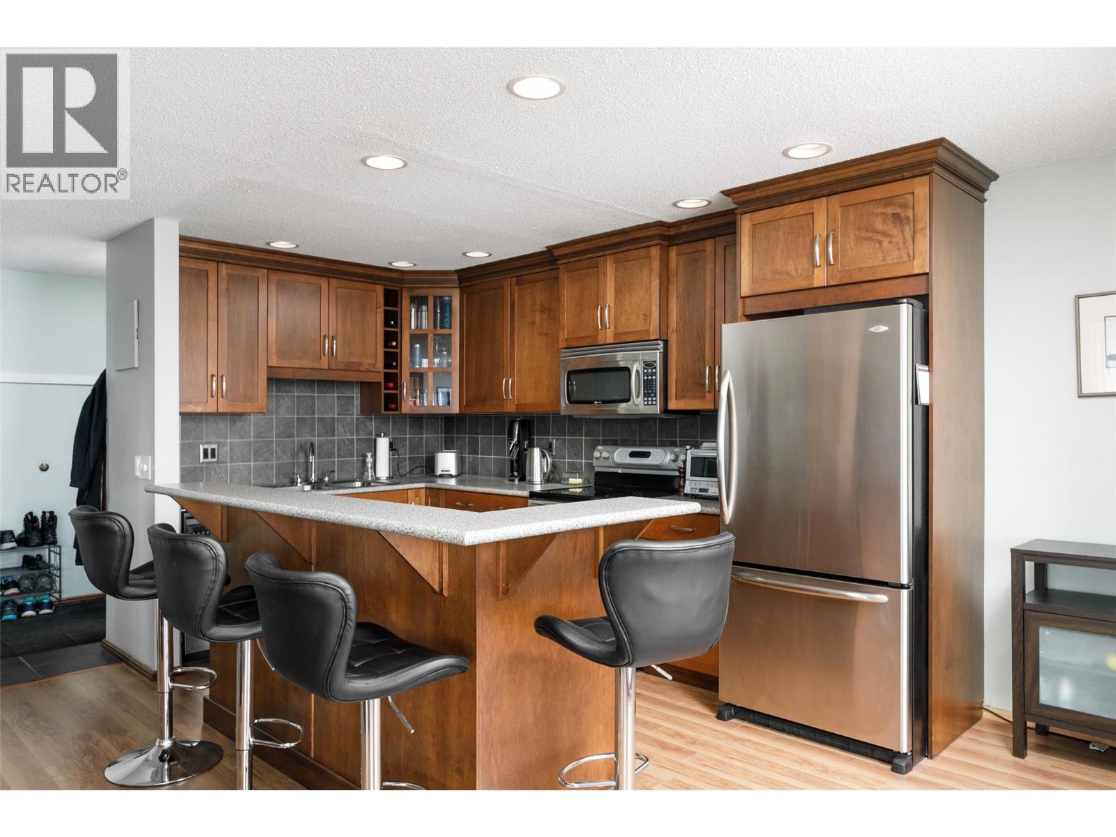 737 Leon Avenue Unit# 807, Kelowna, British Columbia  V1Y 8L6 - Photo 6 - 10361710