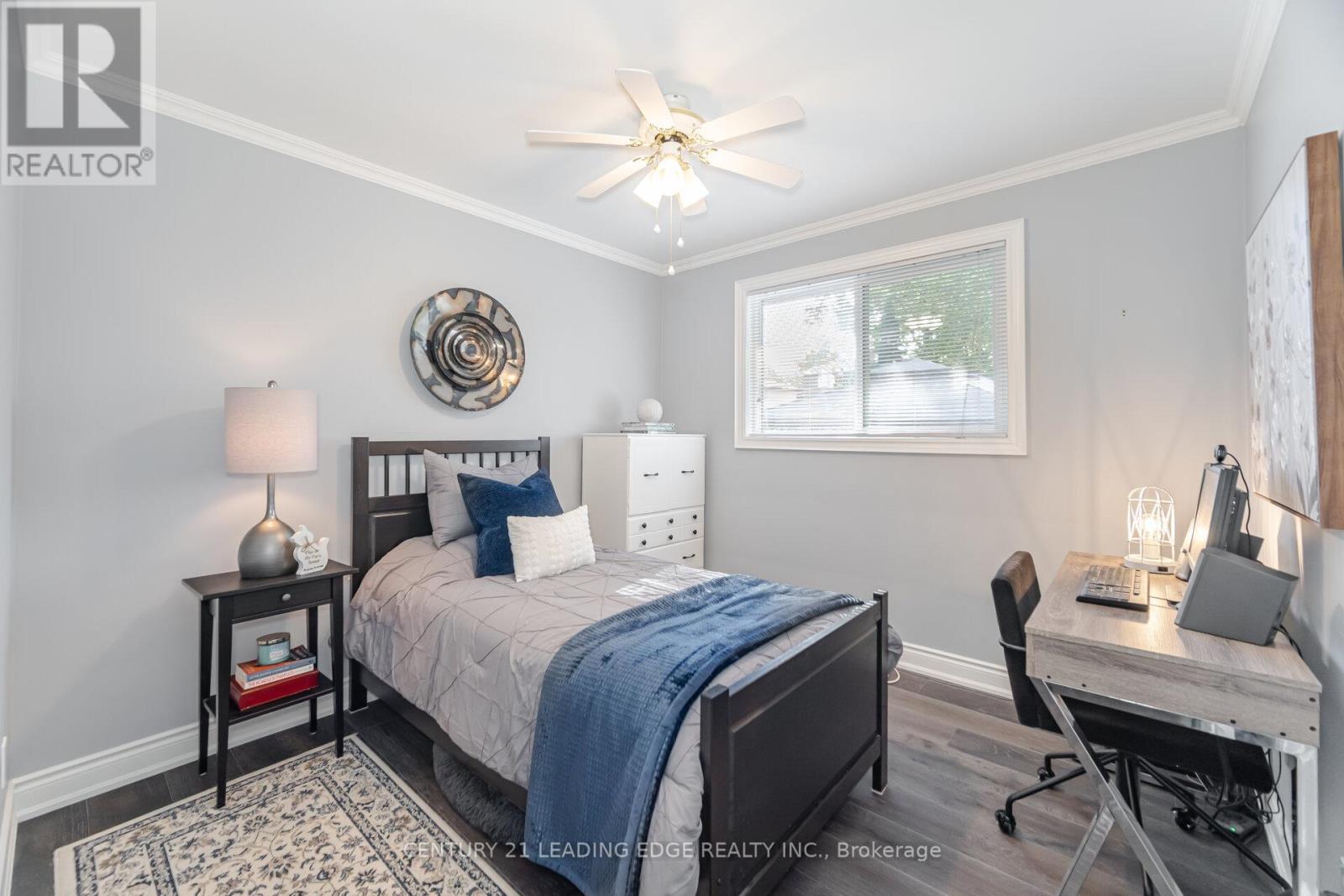 2574 Lundigan Drive, Mississauga, Ontario  L5J 3W1 - Photo 21 - W12470816