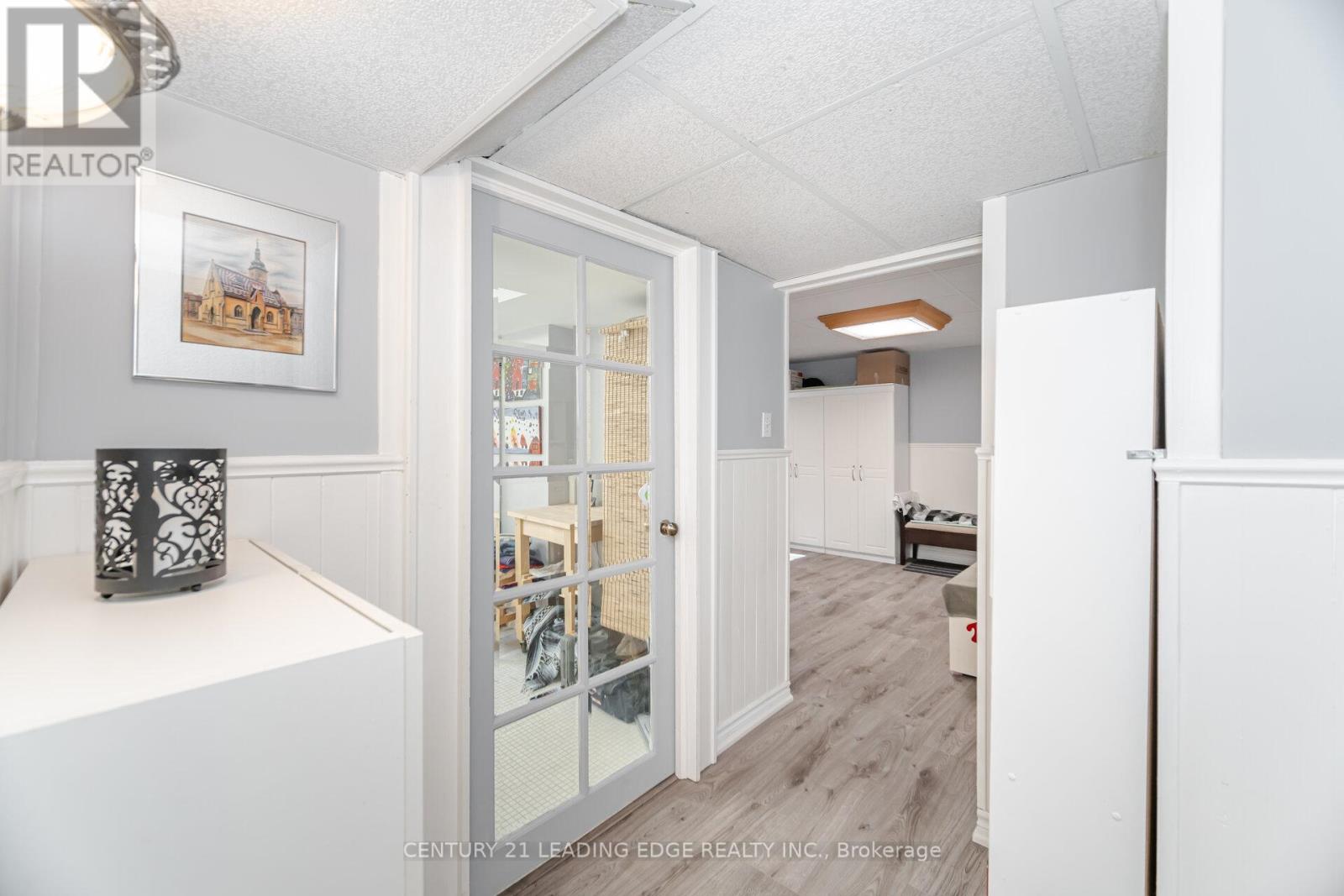 2574 Lundigan Drive, Mississauga, Ontario  L5J 3W1 - Photo 30 - W12470816