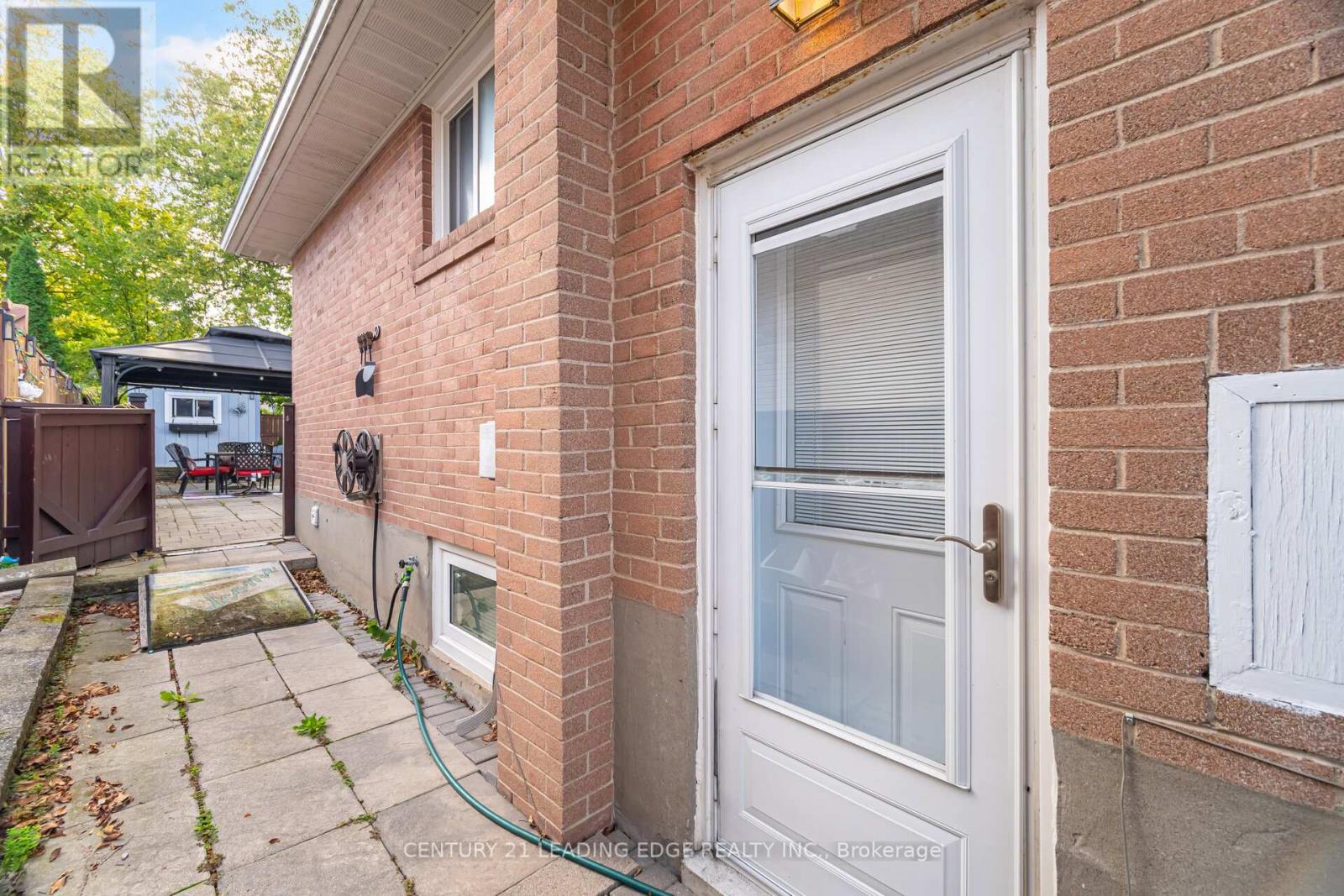 2574 Lundigan Drive, Mississauga, Ontario  L5J 3W1 - Photo 36 - W12470816