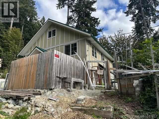 9725 Youbou Rd, Youbou, British Columbia  V0R 3E1 - Photo 2 - 1017857