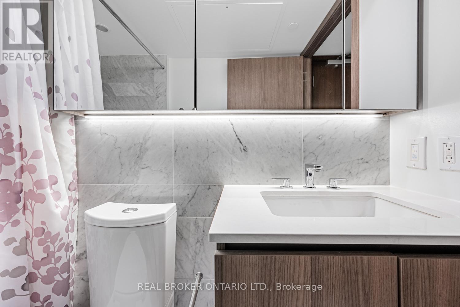 816 - 19 Bathurst Street, Toronto, Ontario  M5V 0P8 - Photo 27 - C12470824