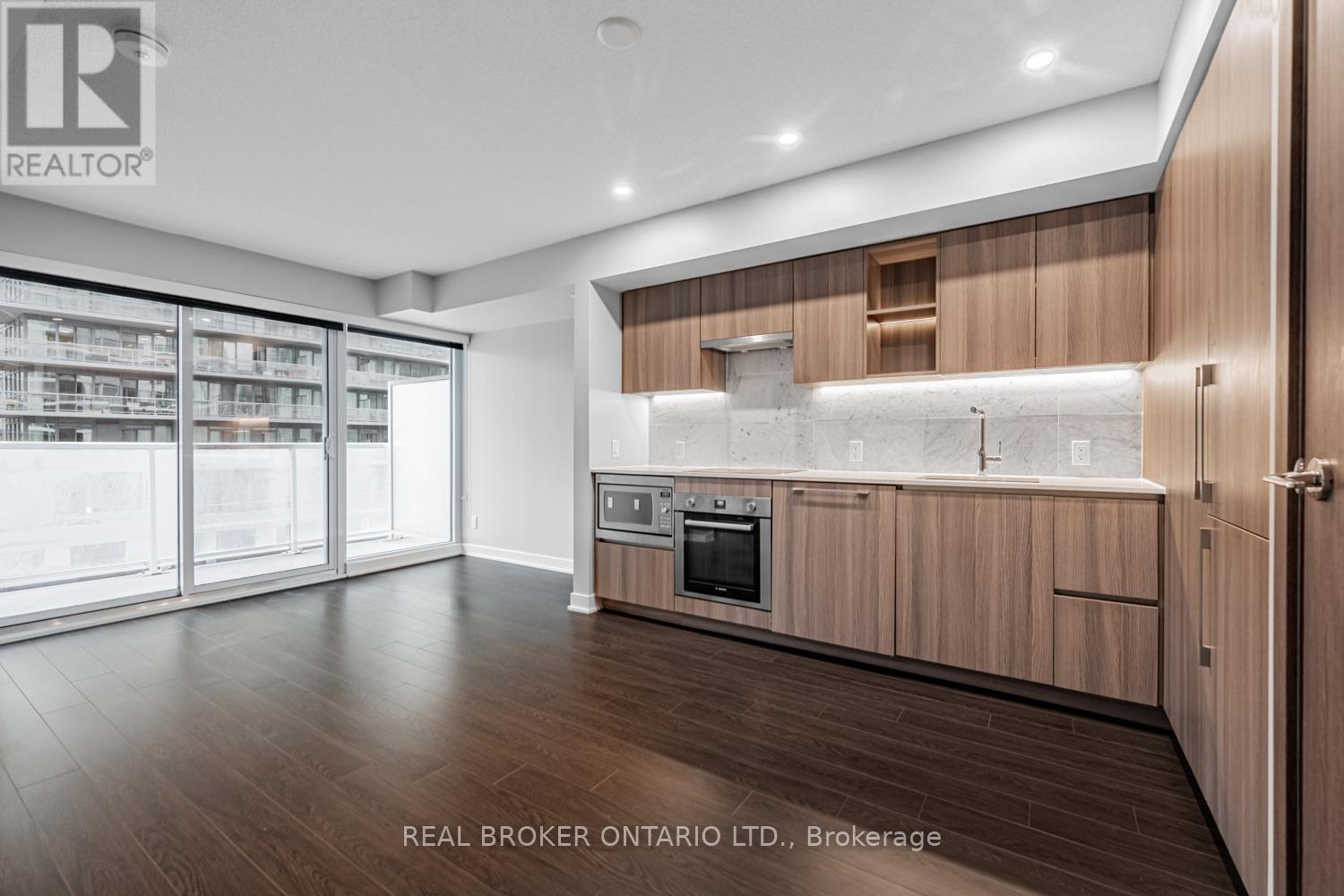 816 - 19 Bathurst Street, Toronto, Ontario  M5V 0P8 - Photo 6 - C12470824