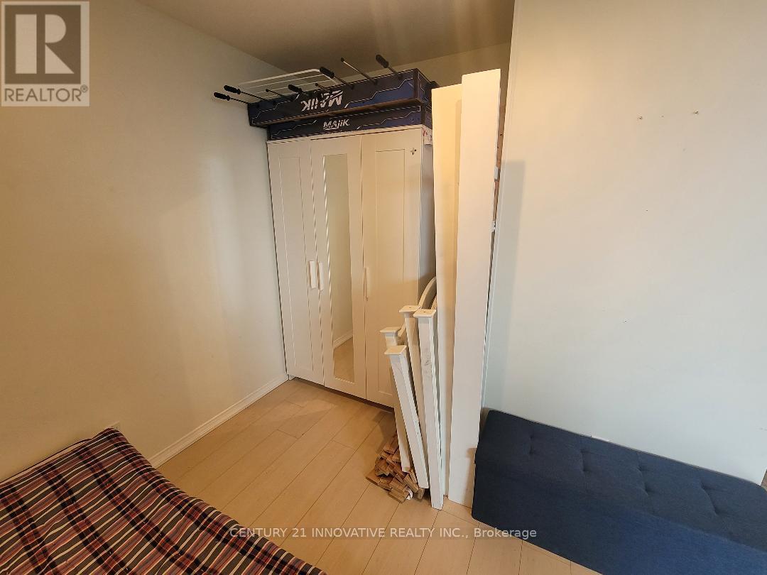 Phf - 8 Rosebank Drive, Toronto, Ontario  M1B 5Z3 - Photo 3 - E12470827