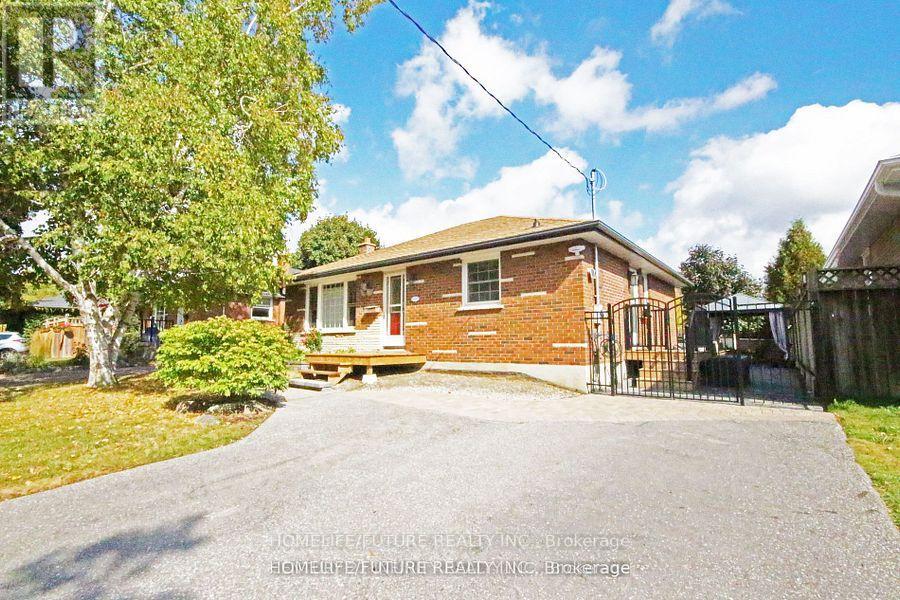 MAIN - 617 WYCHWOOD STREET, Oshawa, Ontario
