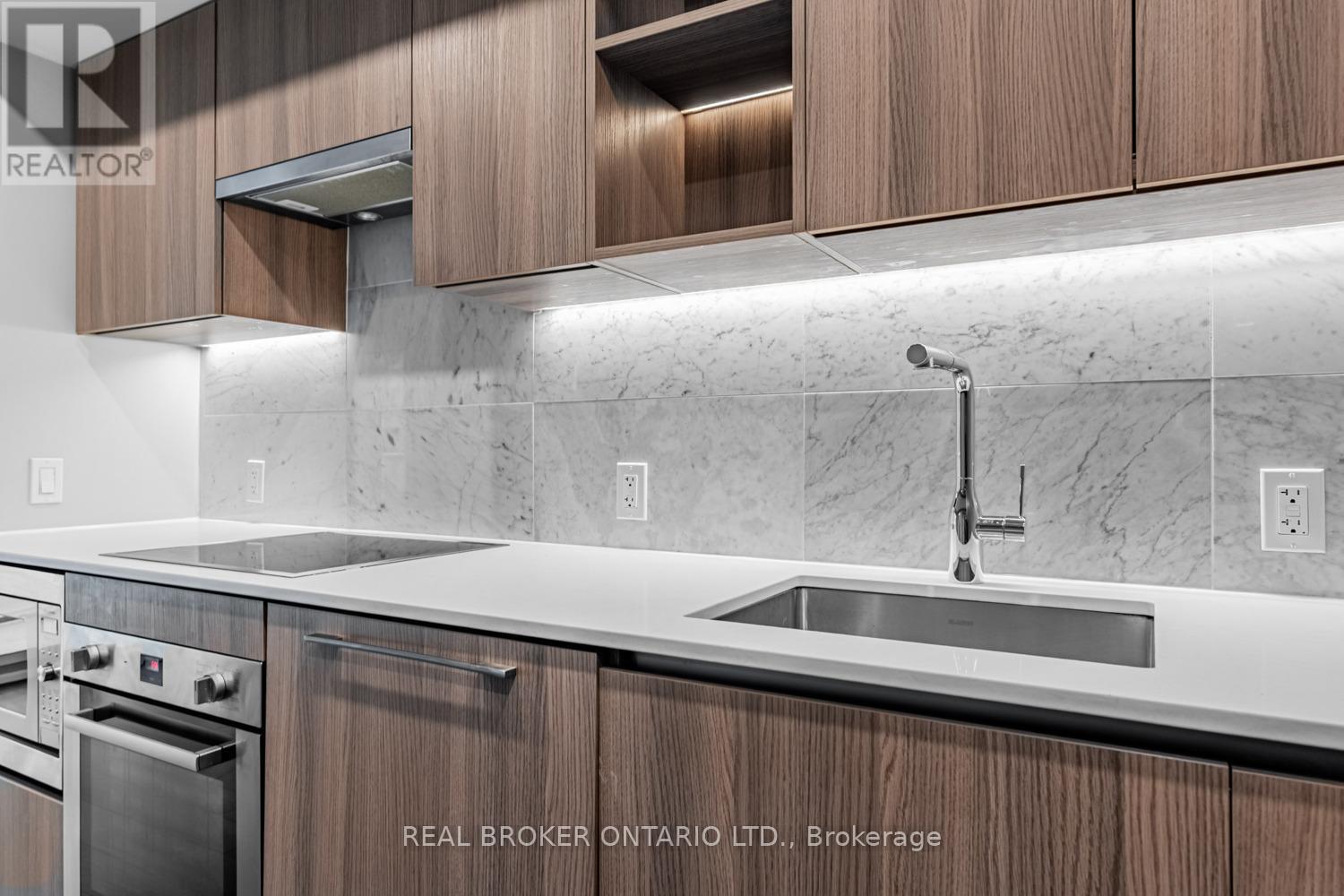 816 - 19 Bathurst Street, Toronto, Ontario  M5V 0P8 - Photo 13 - C12470824