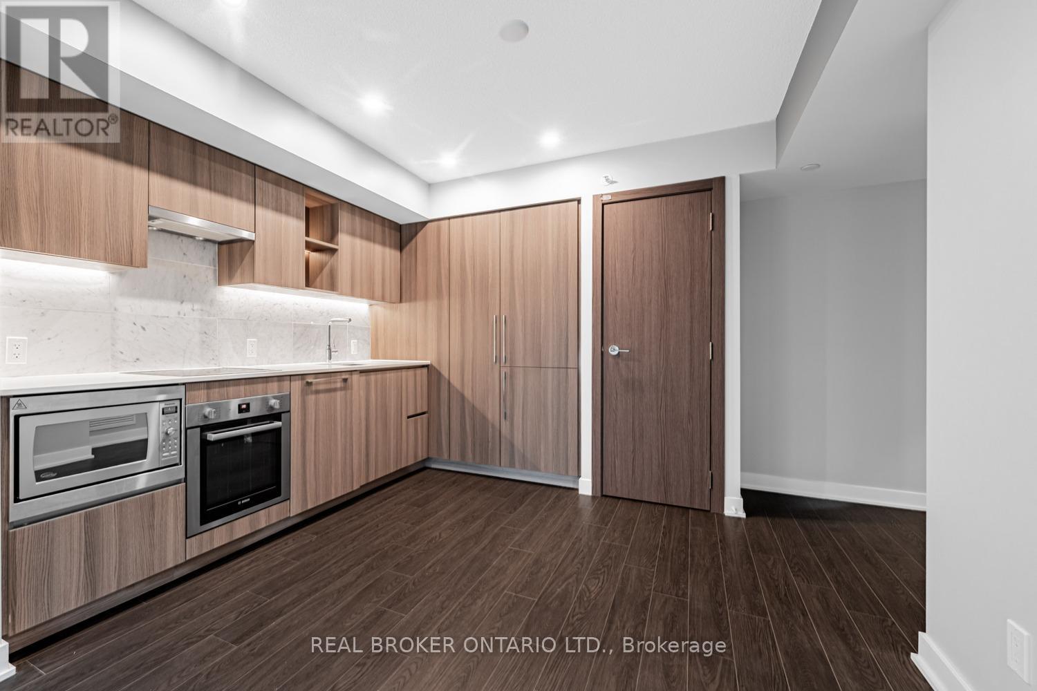 816 - 19 Bathurst Street, Toronto, Ontario  M5V 0P8 - Photo 8 - C12470824