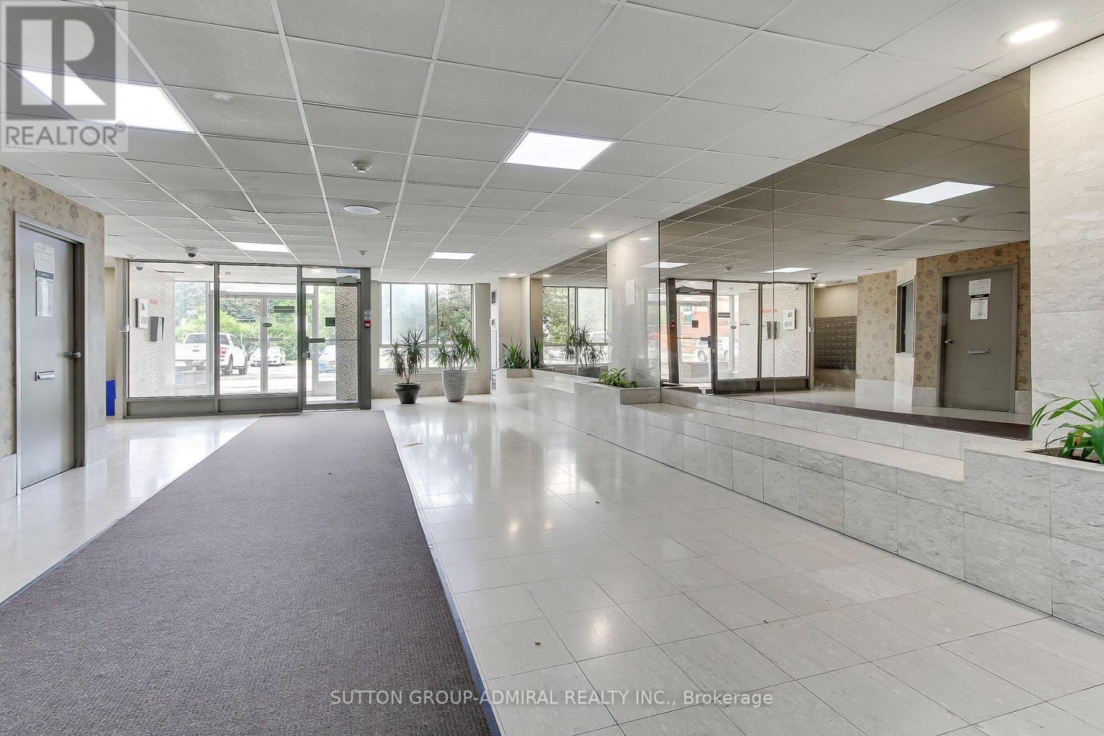 1205 - 2470 Eglinton Avenue W, Toronto, Ontario  M6M 5E7 - Photo 5 - W12470826