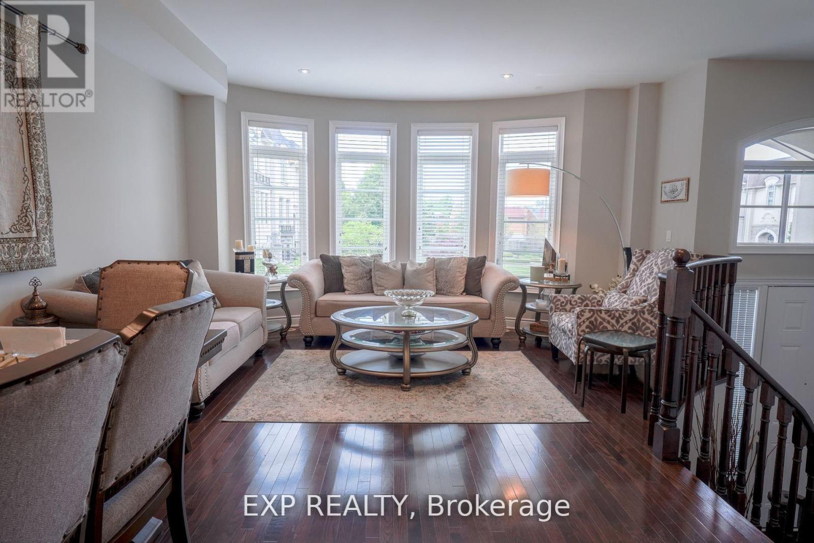 22 - 4135 Shipp Drive, Mississauga, Ontario  L4Z 0A7 - Photo 4 - W12470832