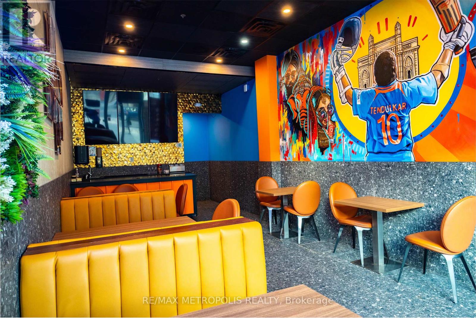 9 - 60 Frederick Street, Kitchener, Ontario  N2H 0C7 - Photo 7 - X12470825