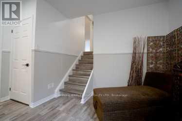 147 Muriel Crescent, London South, Ontario  N6E 2K4 - Photo 24 - X12470845