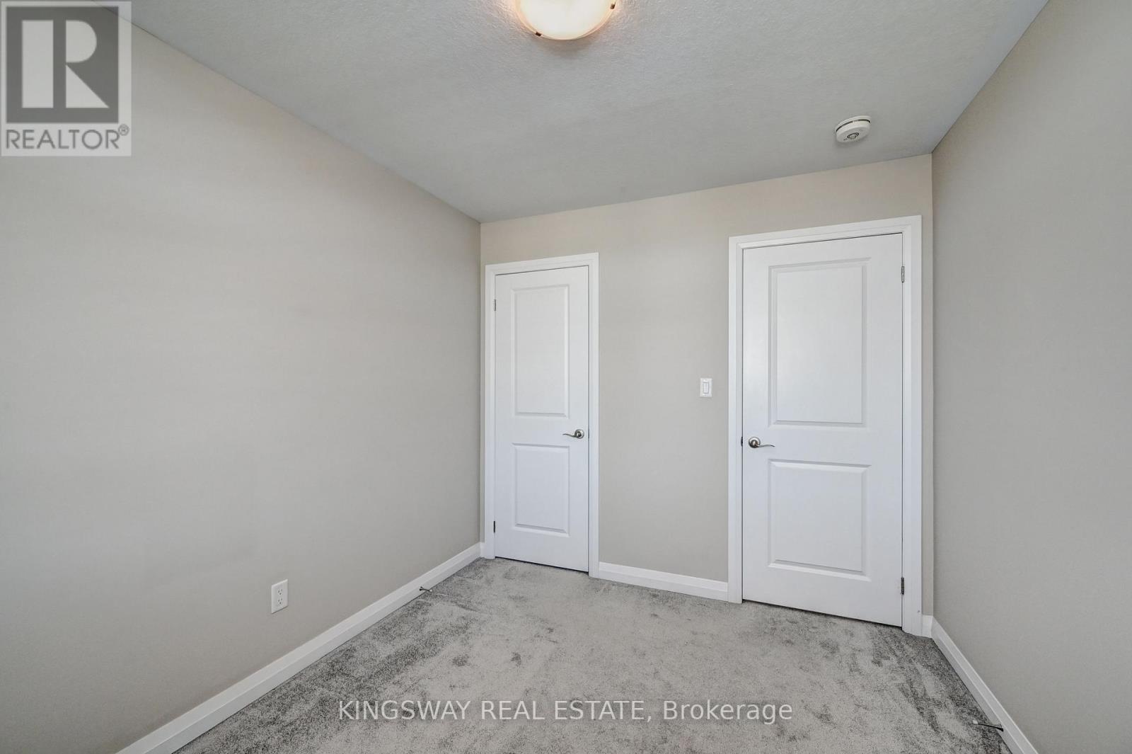 86 Monarch Woods Drive, Kitchener, Ontario  N2P 2Y9 - Photo 33 - X12470850