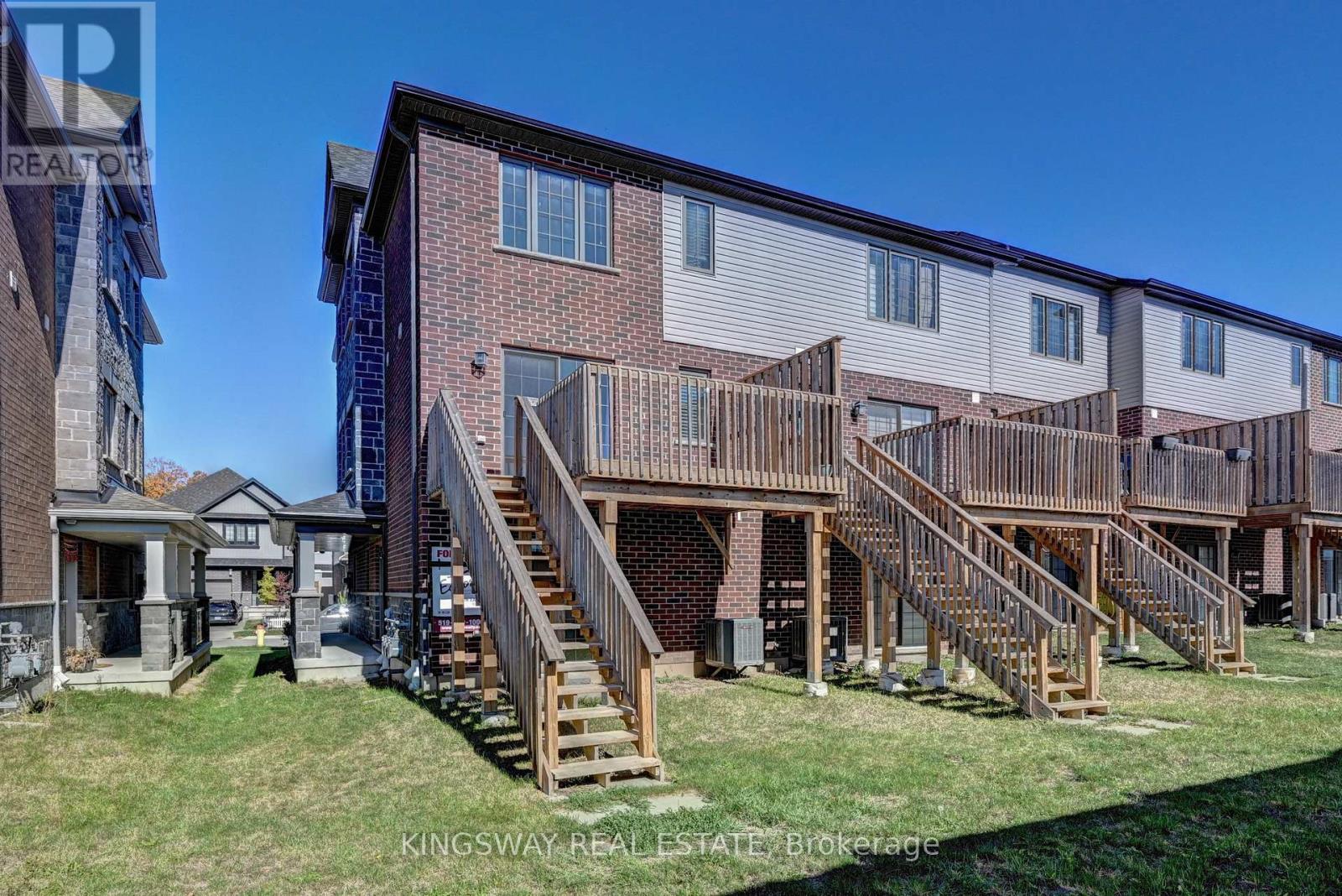 86 Monarch Woods Drive, Kitchener, Ontario  N2P 2Y9 - Photo 41 - X12470850