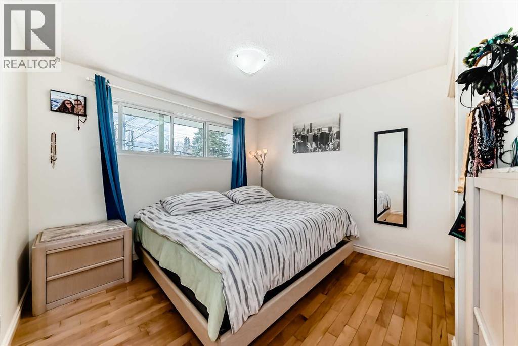 53 Wakefield Drive Sw, Calgary, Alberta  T3C 2W8 - Photo 14 - A2230901