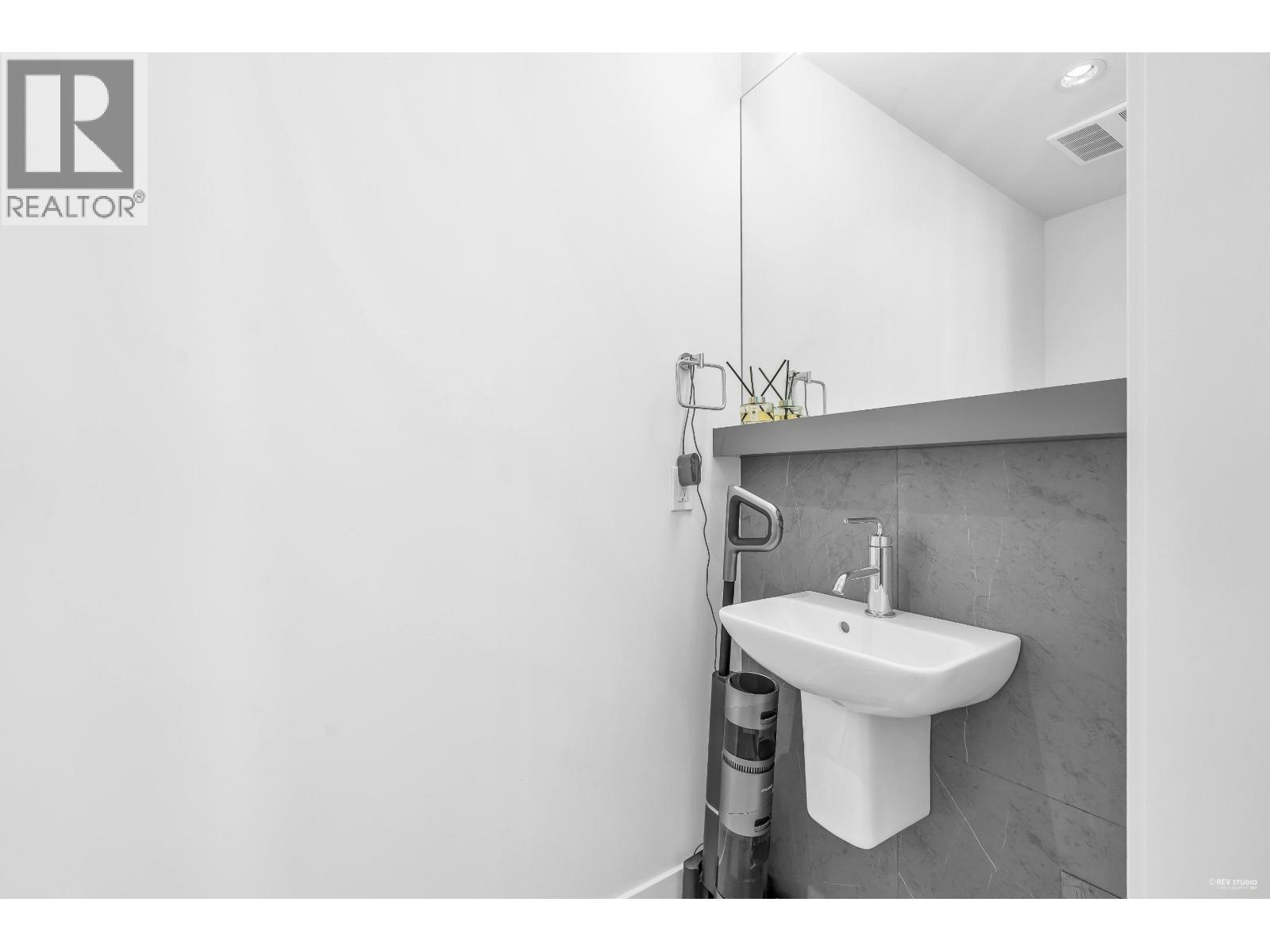 7623 Yukon Street, Vancouver, British Columbia V5X 2Y4 - Photo 24 - R3043433