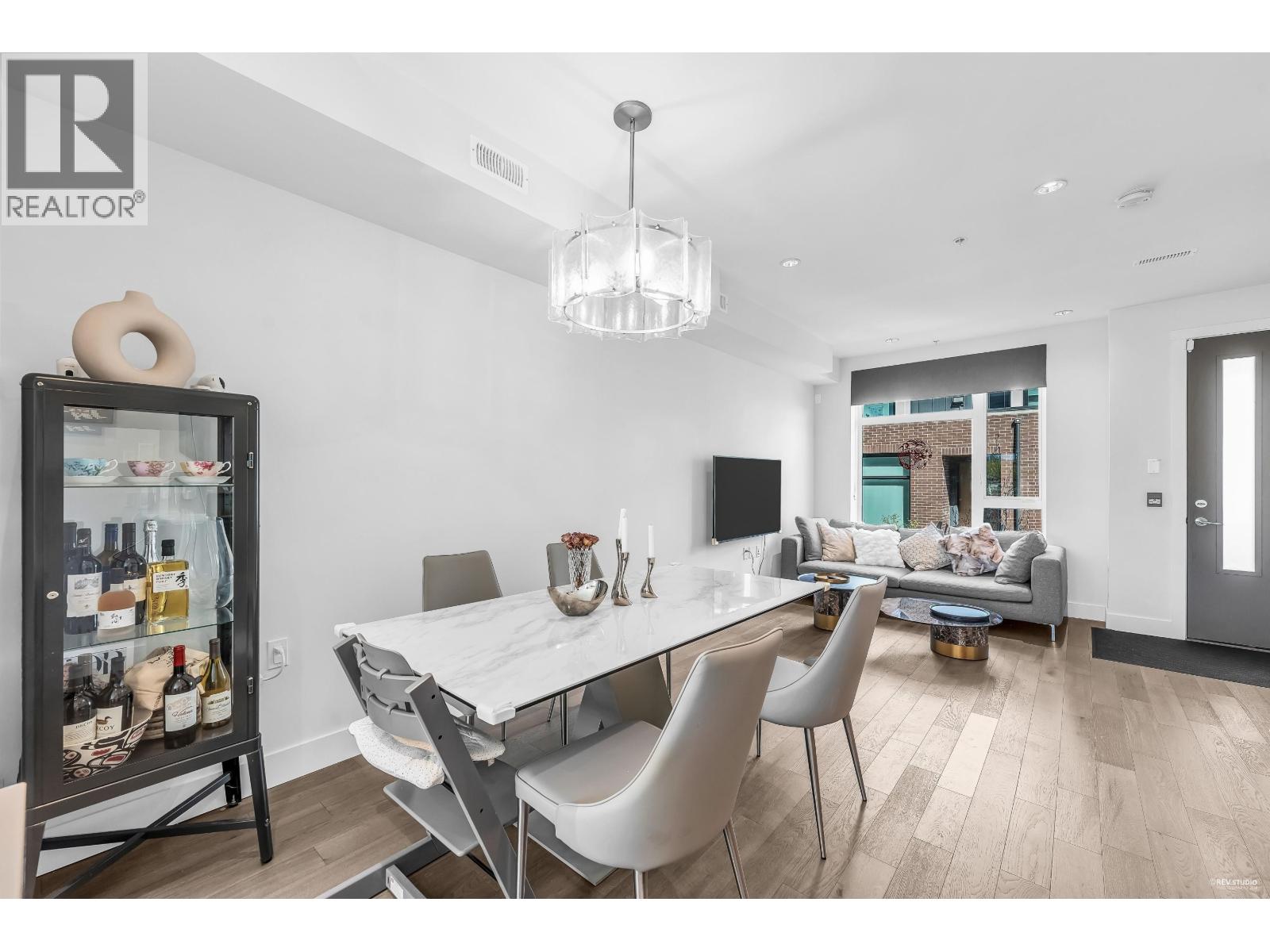 7623 Yukon Street, Vancouver, British Columbia V5X 2Y4 - Photo 7 - R3043433