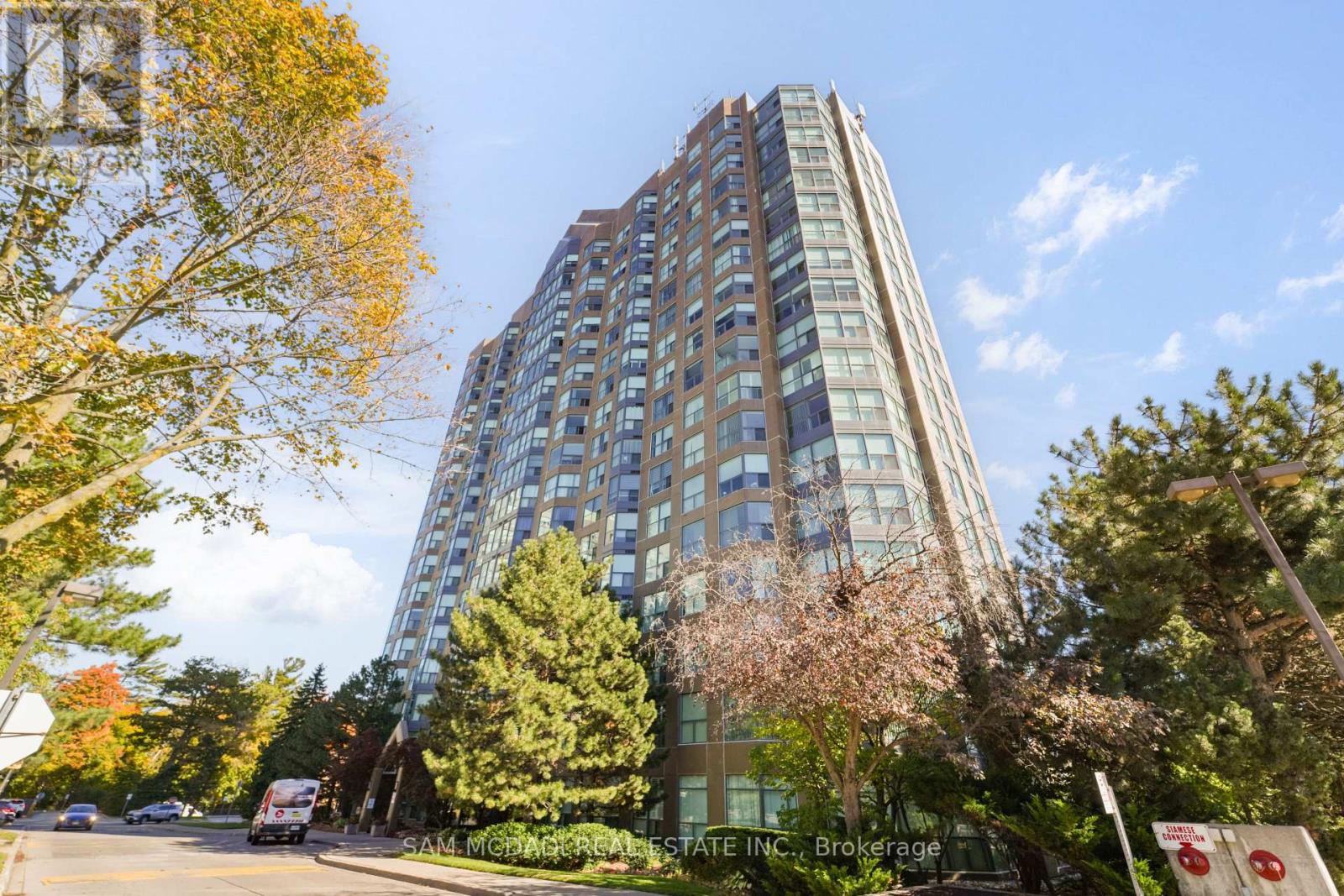 1807 - 2177 BURNHAMTHORPE ROAD W, Mississauga, Ontario