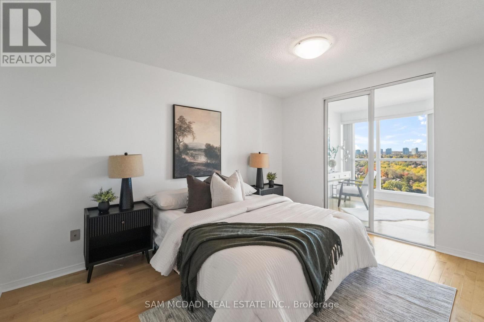 1807 - 2177 Burnhamthorpe Road W, Mississauga, Ontario  L5L 5P9 - Photo 14 - W12470856