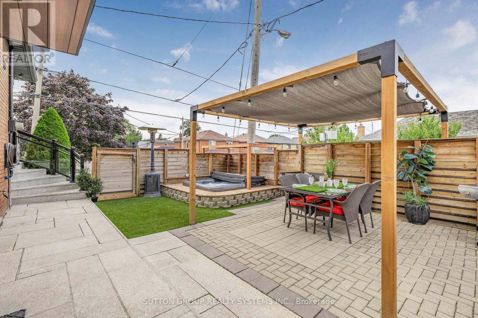 85 Kane Avenue, Toronto, Ontario  M6M 3M8 - Photo 26 - W12470857
