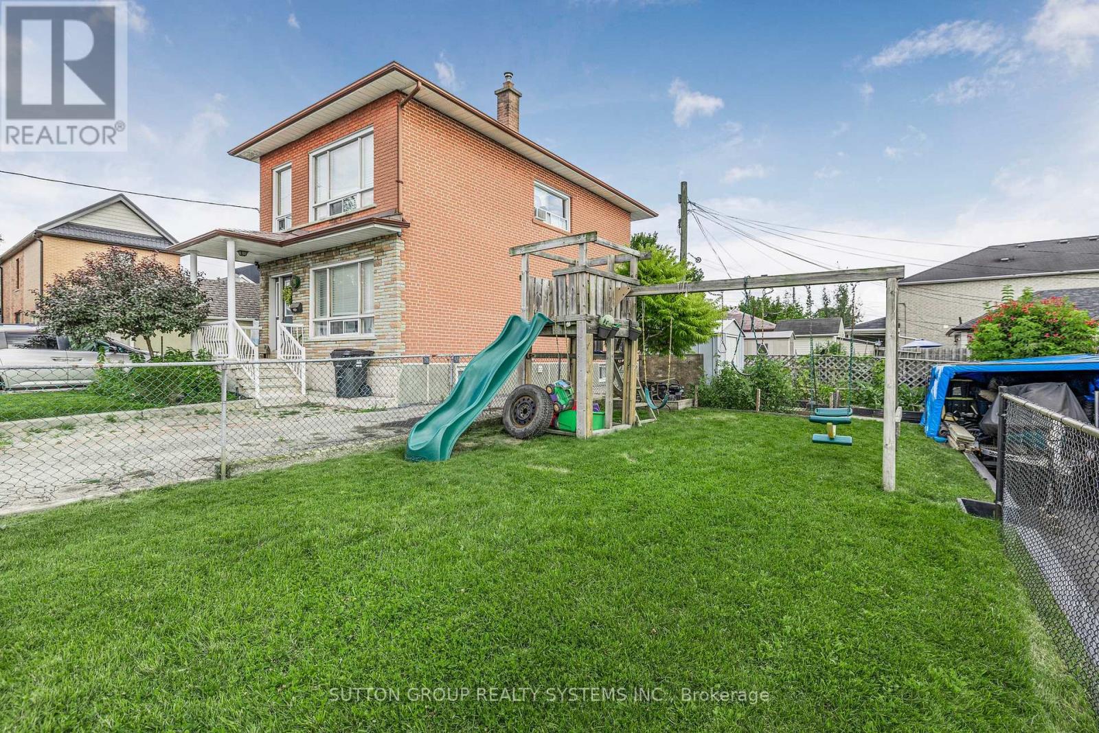 85 Kane Avenue, Toronto, Ontario  M6M 3M8 - Photo 30 - W12470857