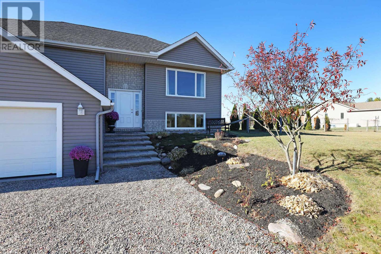 2431 Eady Road, Horton, Ontario  K7V 3Z6 - Photo 4 - X12470873