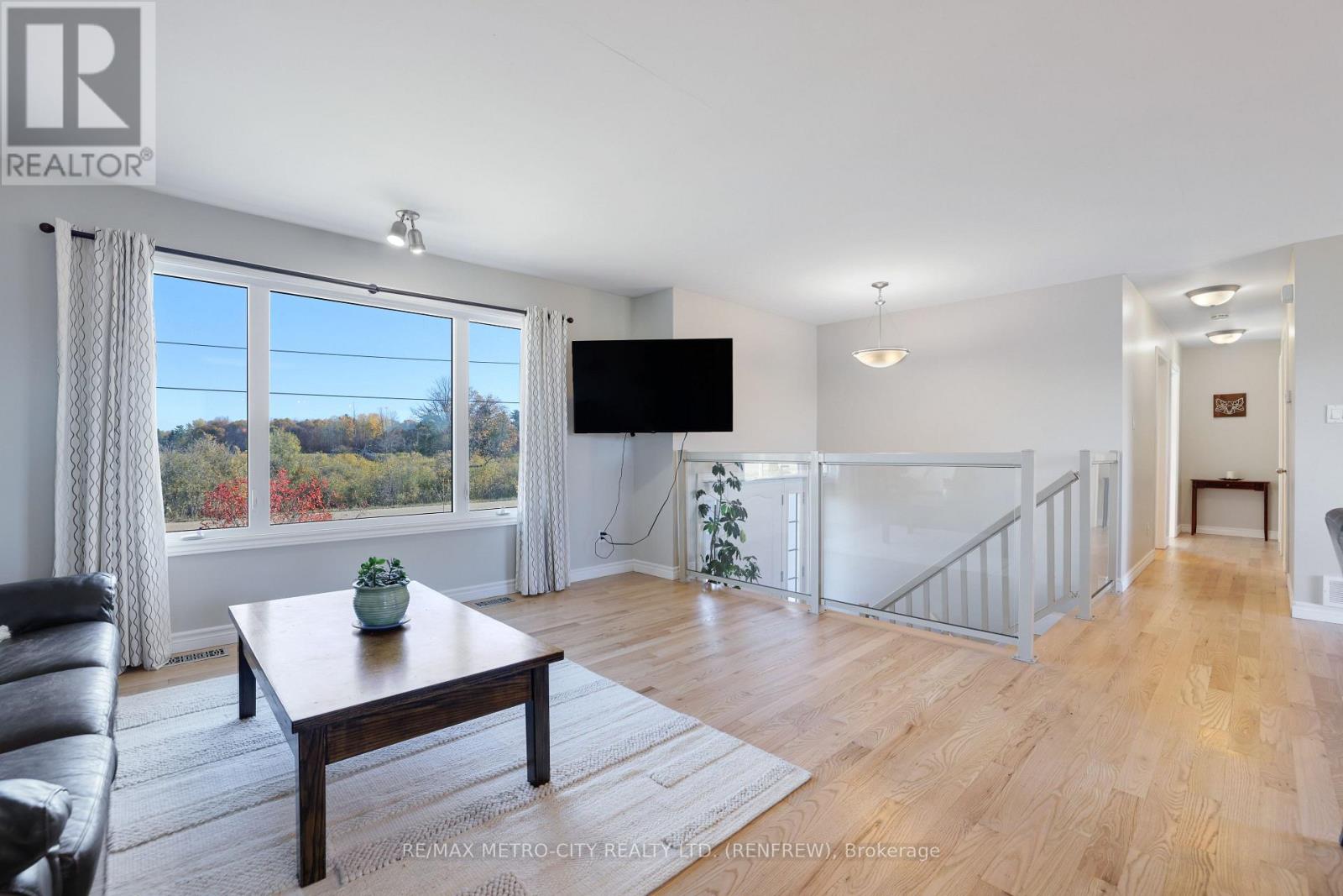 2431 Eady Road, Horton, Ontario  K7V 3Z6 - Photo 8 - X12470873