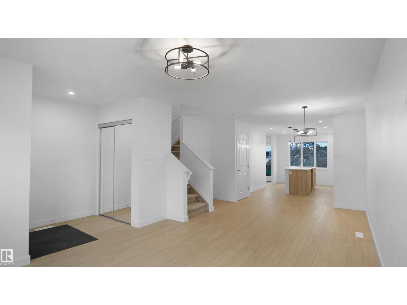 20915 16 Av Nw, Edmonton, Alberta  T6M 3E7 - Photo 6 - E4444578