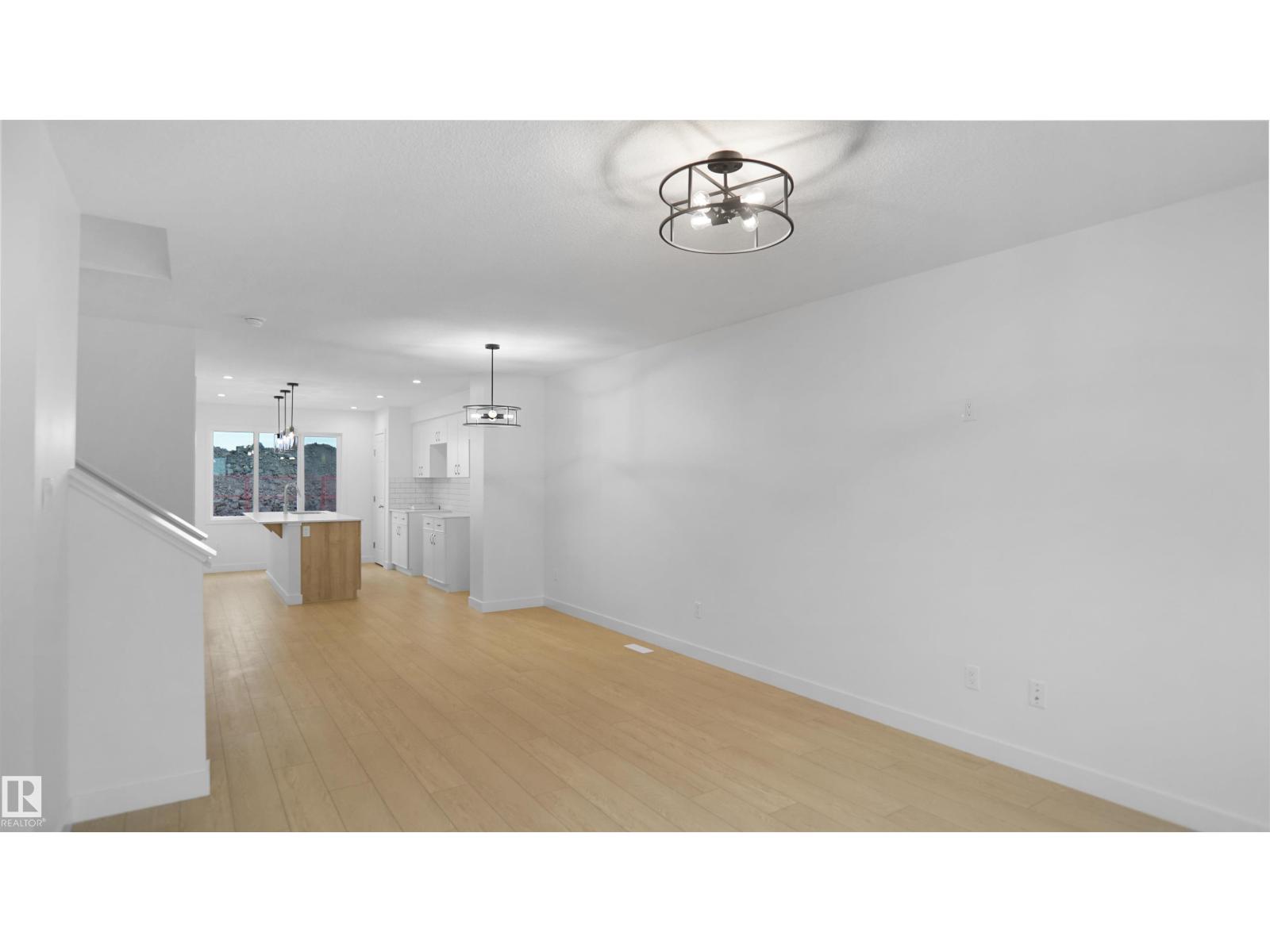 20915 16 Av Nw, Edmonton, Alberta  T6M 3E7 - Photo 4 - E4444578