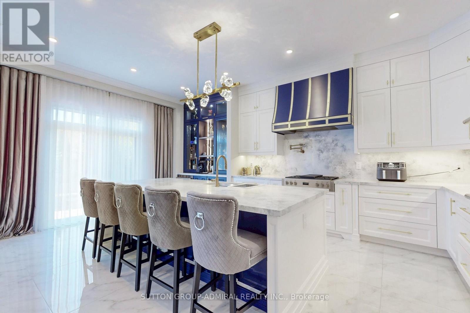 37 Cedarpoint Court, Vaughan, Ontario  L6A 4P7 - Photo 46 - N12461996