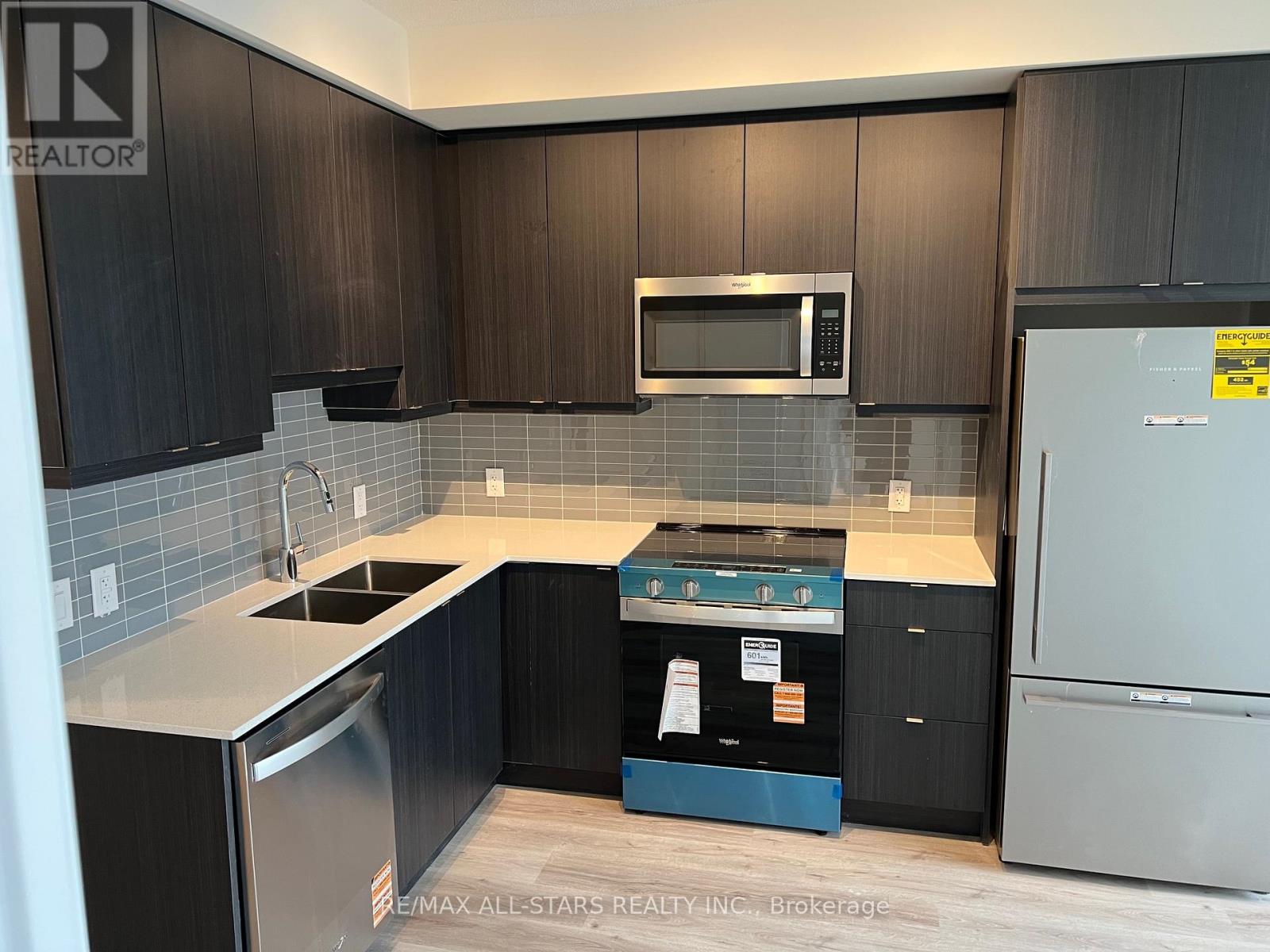 1610 - 3260 Sheppard Avenue E, Toronto, Ontario  M1T 3K3 - Photo 2 - E12470833