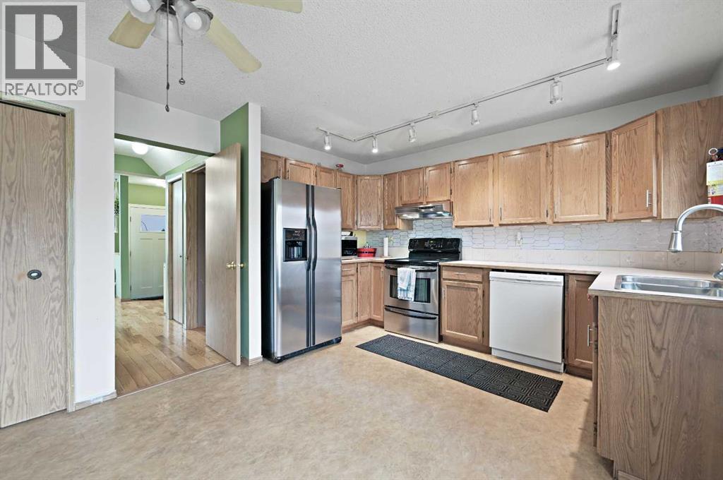 24 Laguna Close Ne, Calgary, Alberta  T1Y 6V1 - Photo 13 - A2261056