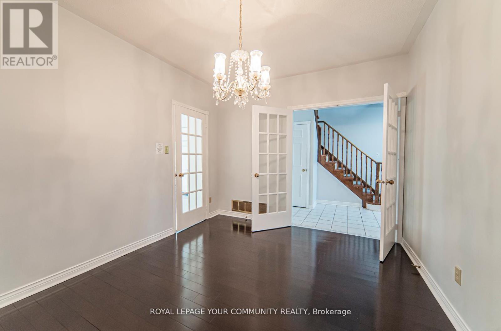147 John Button Boulevard, Markham, Ontario  L3R 9G2 - Photo 4 - N12470871