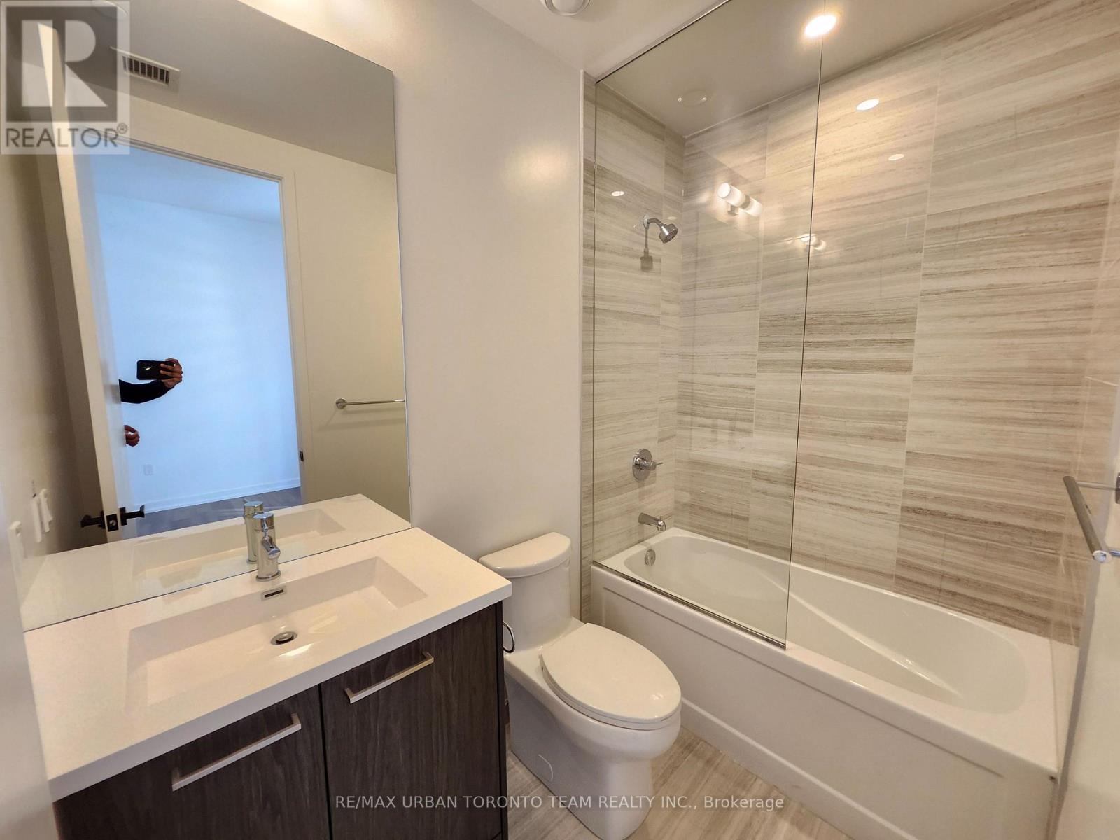 4603 - 28 Interchange Way, Vaughan, Ontario  L4K 0P8 - Photo 10 - N12470876