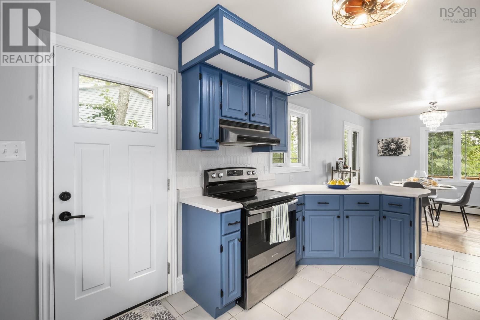 565 Lakeview Avenue, Middle Sackville, Nova Scotia  B4E 3B8 - Photo 9 - 202523070