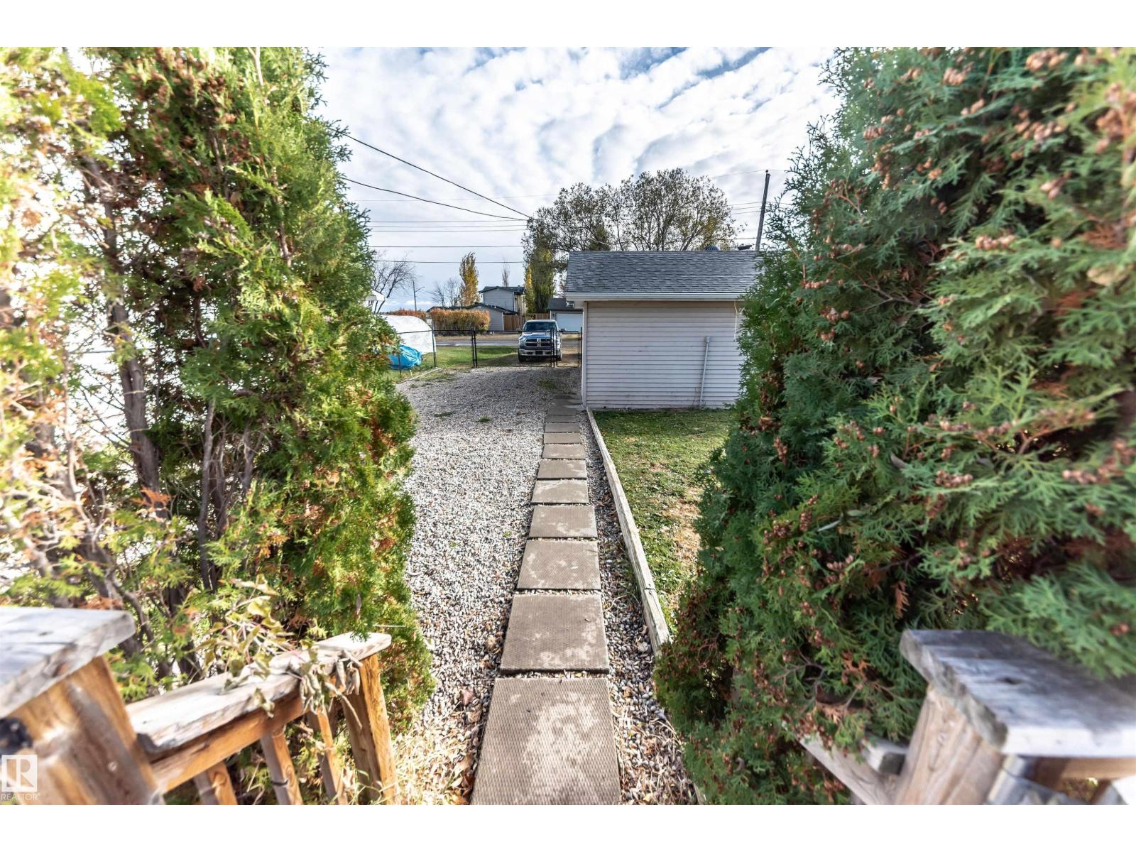 5021 Lakeview, Rural Lac Ste. Anne County, Alberta  T0E 0A0 - Photo 10 - E4462750